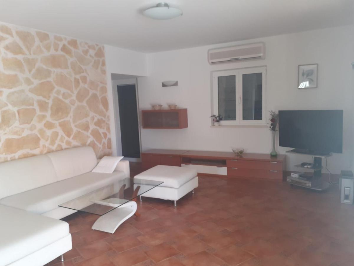Apartments Ilicic Supetar Zewnętrze zdjęcie