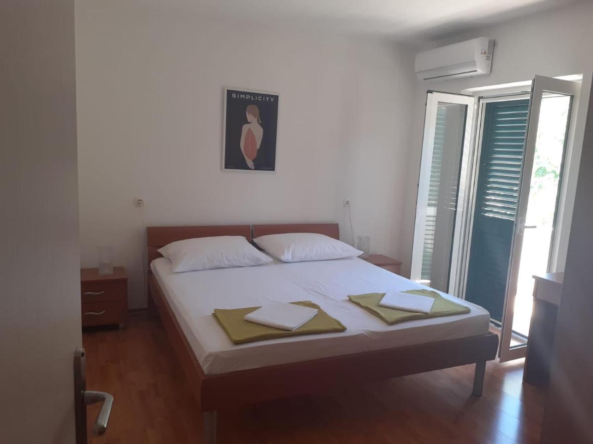 Apartments Ilicic Supetar Zewnętrze zdjęcie
