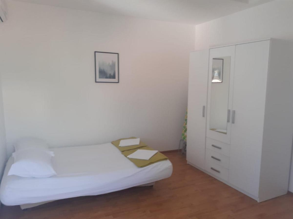 Apartments Ilicic Supetar Zewnętrze zdjęcie