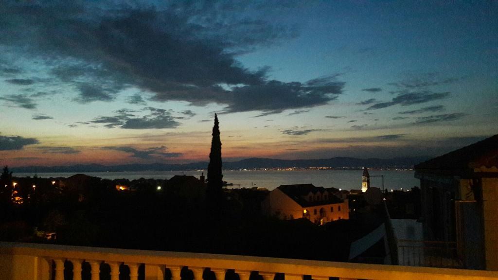 Apartments Ilicic Supetar Zewnętrze zdjęcie