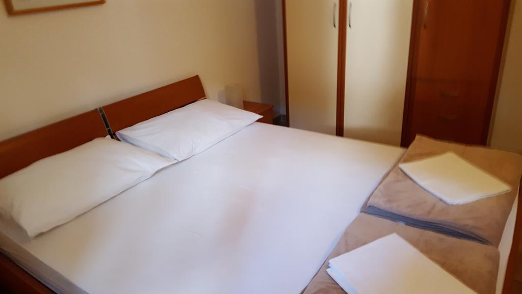 Apartments Ilicic Supetar Zewnętrze zdjęcie