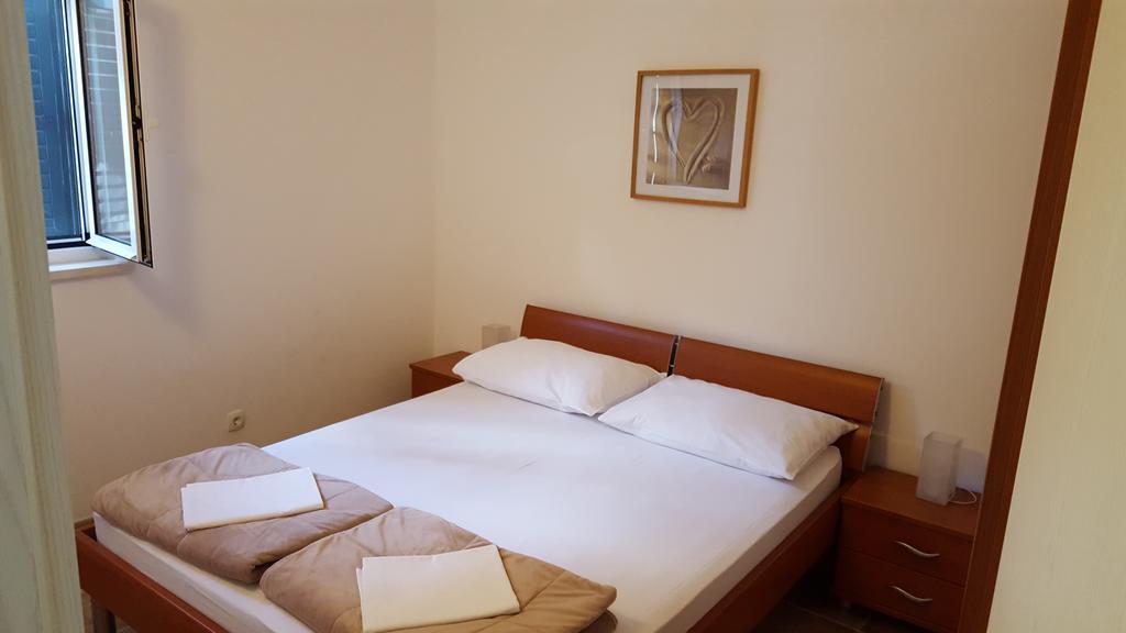 Apartments Ilicic Supetar Zewnętrze zdjęcie